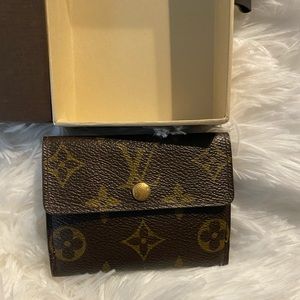 Auth Louis Vuitton Monogram Card Bifold Wallet